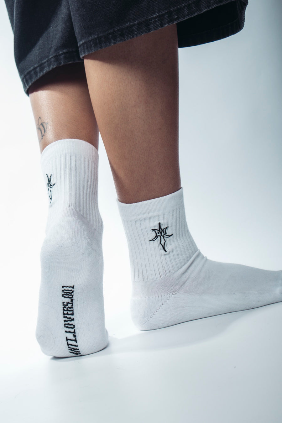 Lovers 001 Blanca/Logo